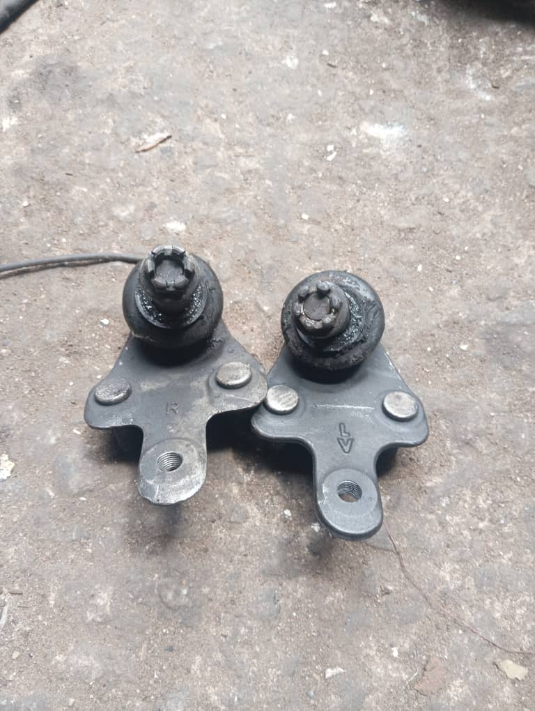 Ball Joint Set (Left and Right)
