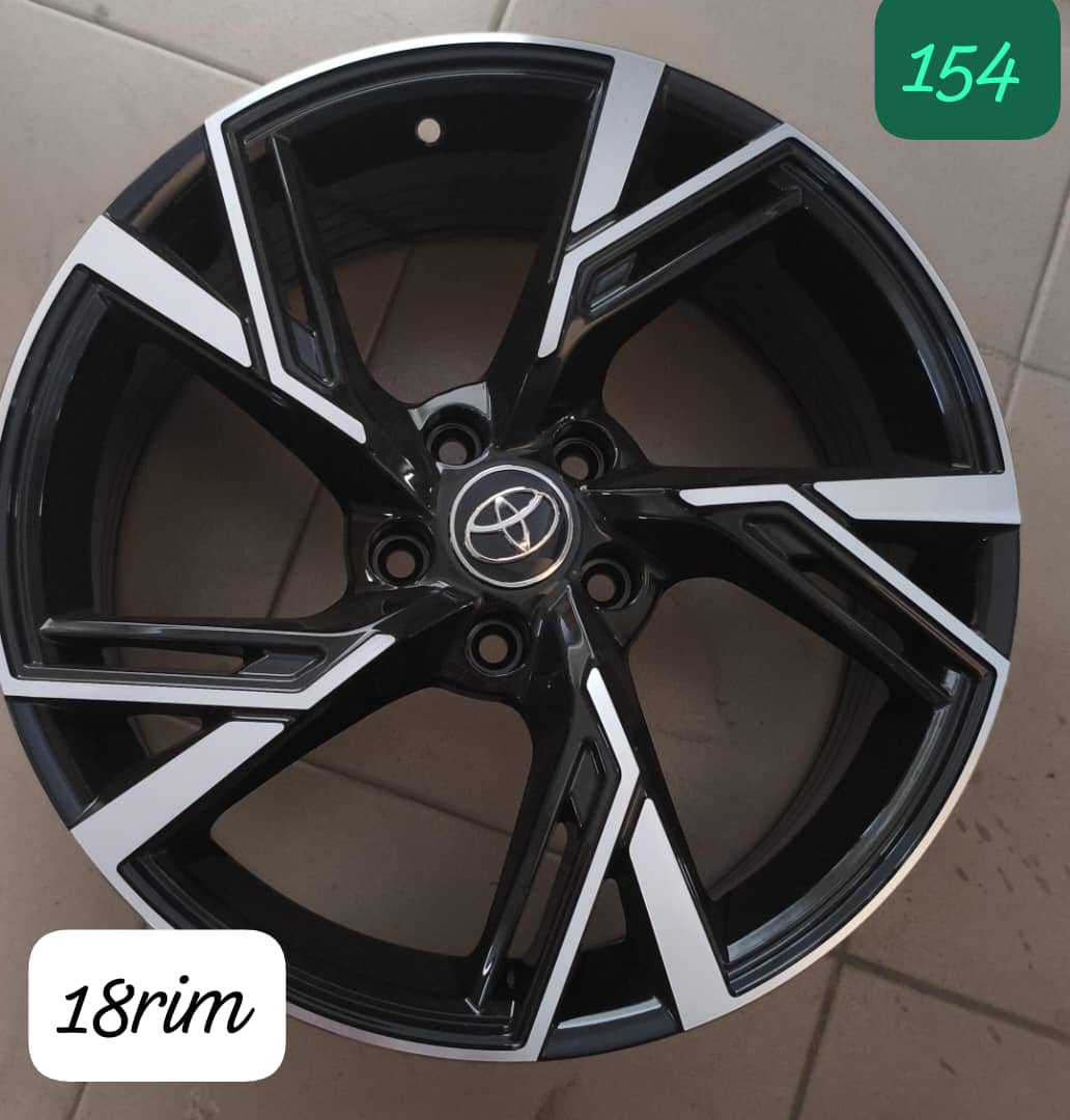 18-Inch Alloy Wheel Rim for Corolla and Avensis