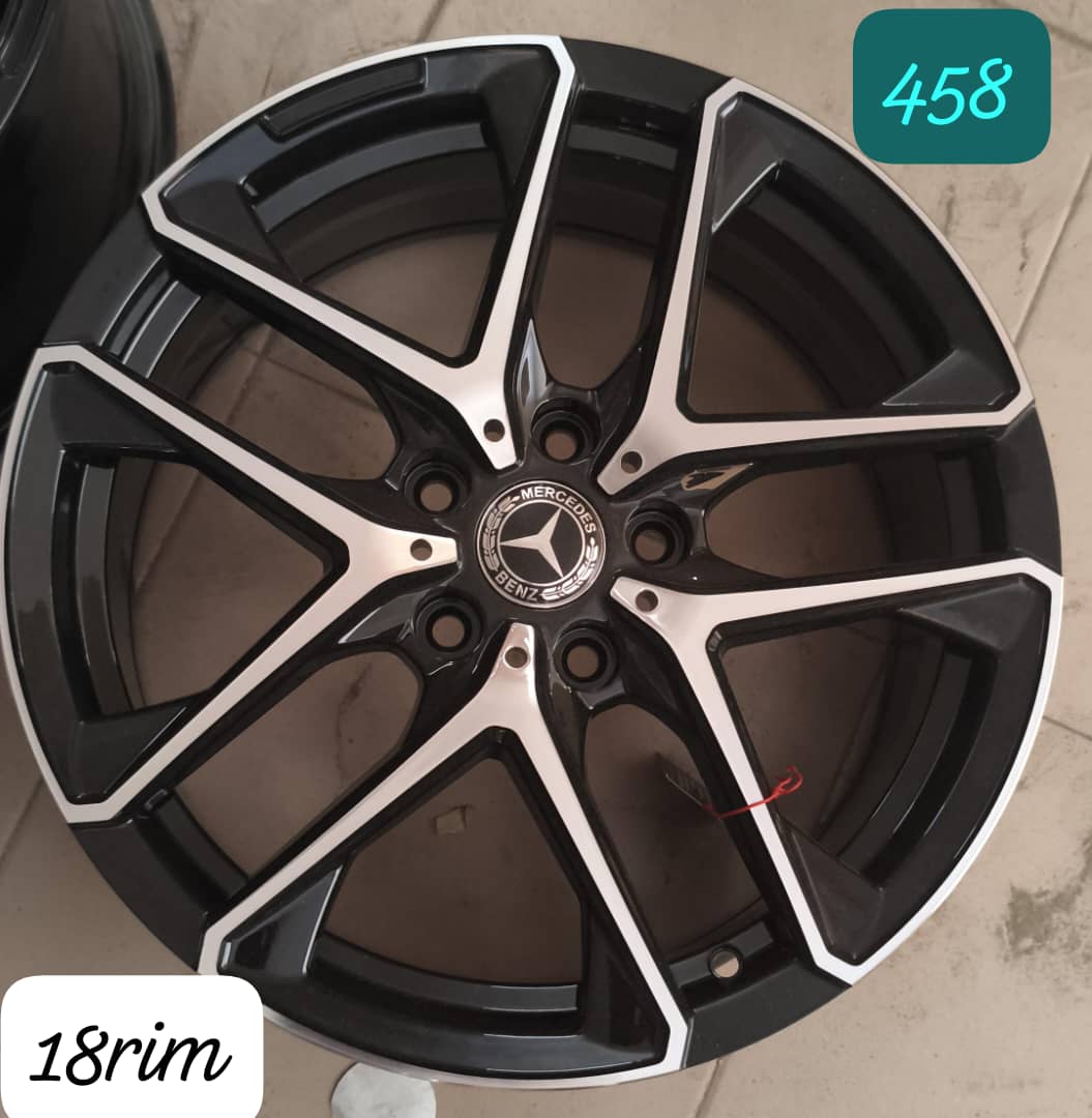 Mercedes Benz 18-Inch Alloy Rim (Single) – 5-Spoke Split Design